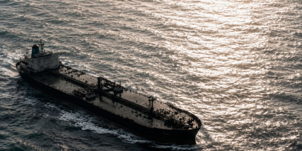 THE MIDDLE EAST IS BUILDING OIL ROUTES AROUND THE STRAIT OF HORMUZ